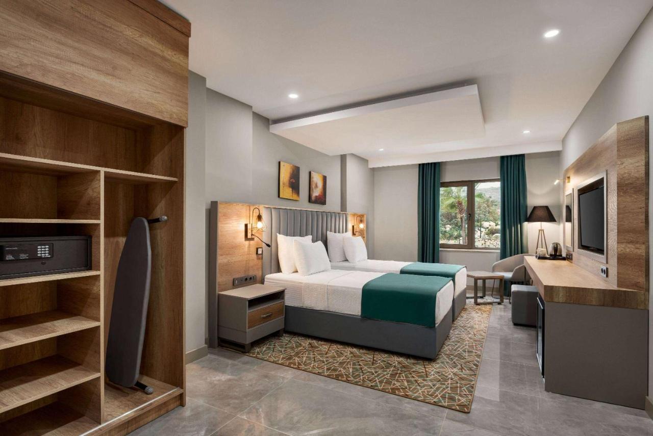 Ramada Resort By Wyndham Kızkalesi Exterior foto
