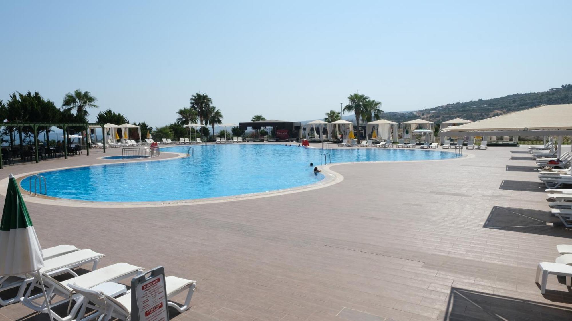 Ramada Resort By Wyndham Kızkalesi Exterior foto